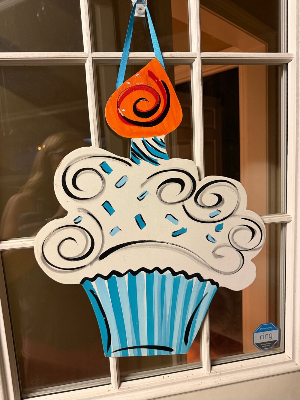 Cupcake Door Hanger - White & Blue